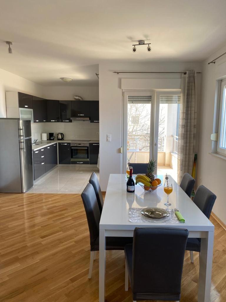 Dina Apartment Trogir Exterior photo
